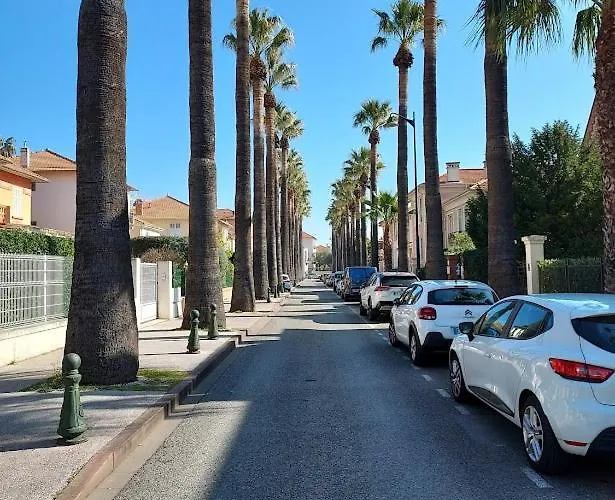 Apartment Rez-de-chaussee Privatif Spacieux 3* D'une Centre